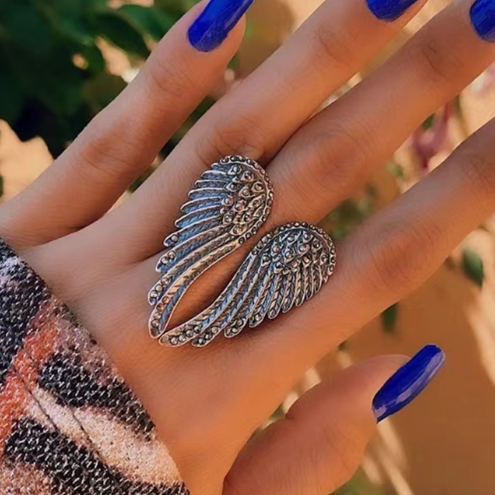 Boho Gothic Wings Silver Plated Ring OS